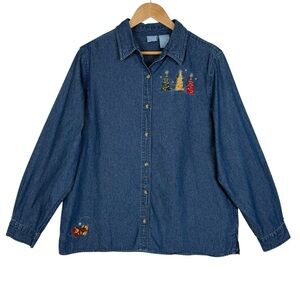 Vintage 90’s Embroidered Christmas Denim Shirt 100% Cotton Trees Gifts Size XL